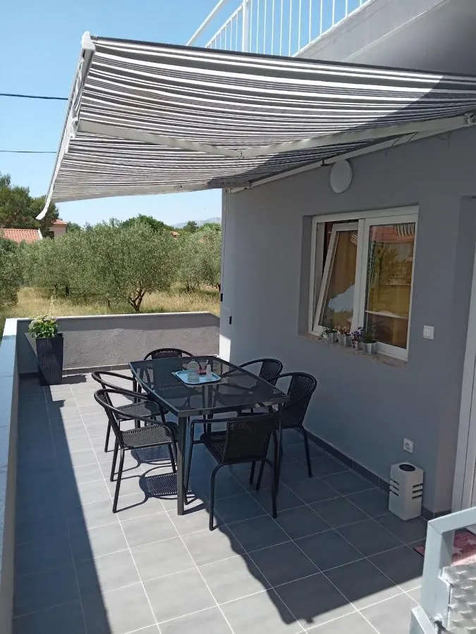 סטאריגרד-פקלניצה Holiday House Lara בית נופש
